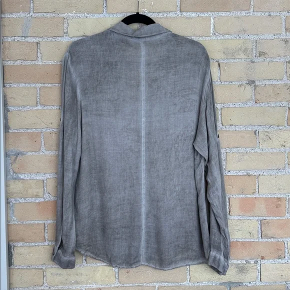Bella Dahl Light Gray/Beige Shirt - Picture 5 of 5